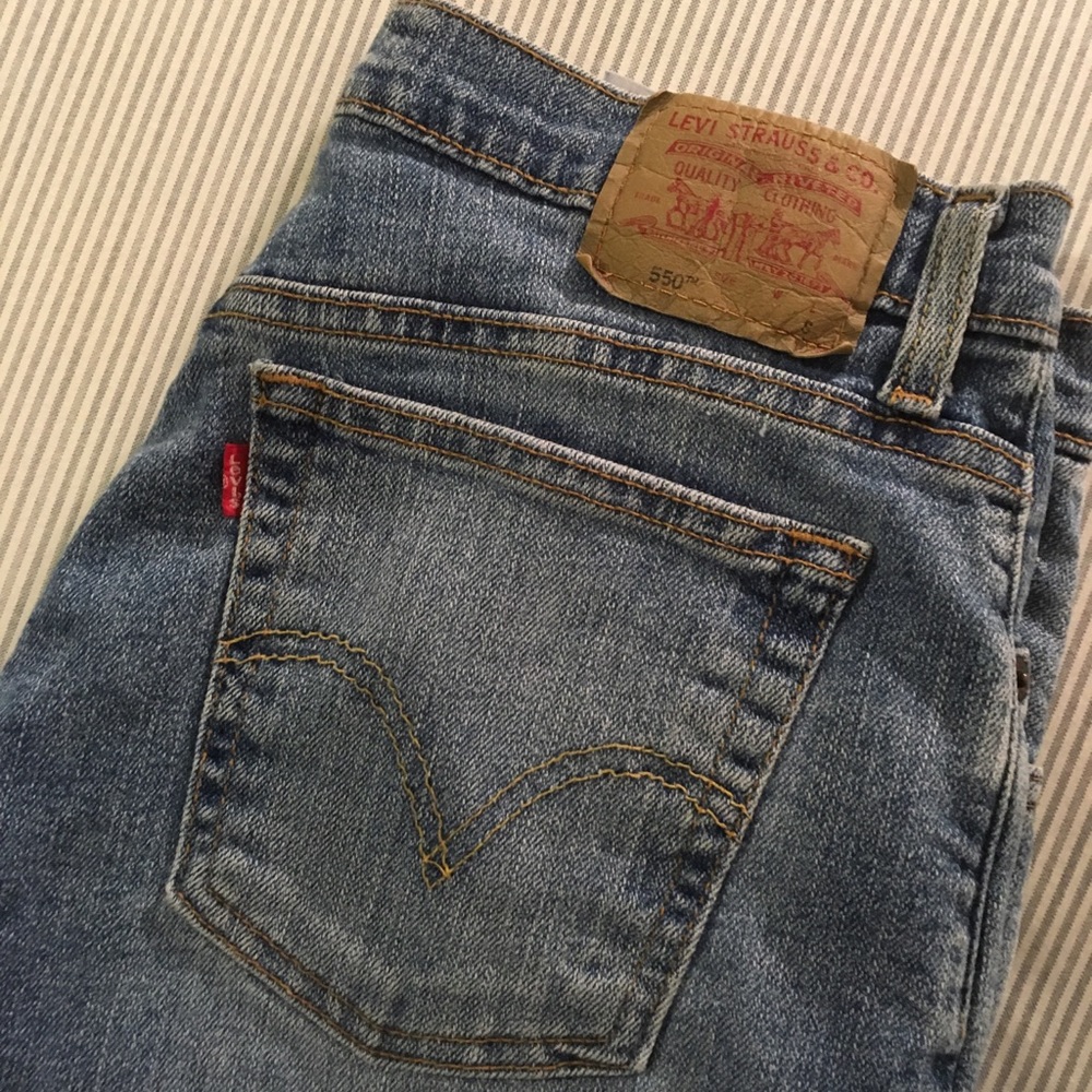 Vintage Levi’s 550 relax fit size 12